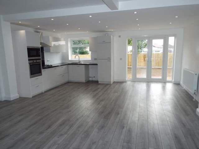 Photo of 31 Garden Avenue NG20 8JH